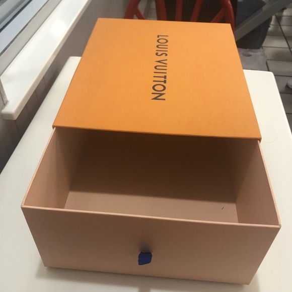 Genuine Brand New Louis Vuitton Box+2 Cloth Bags - Picture 5 of 6